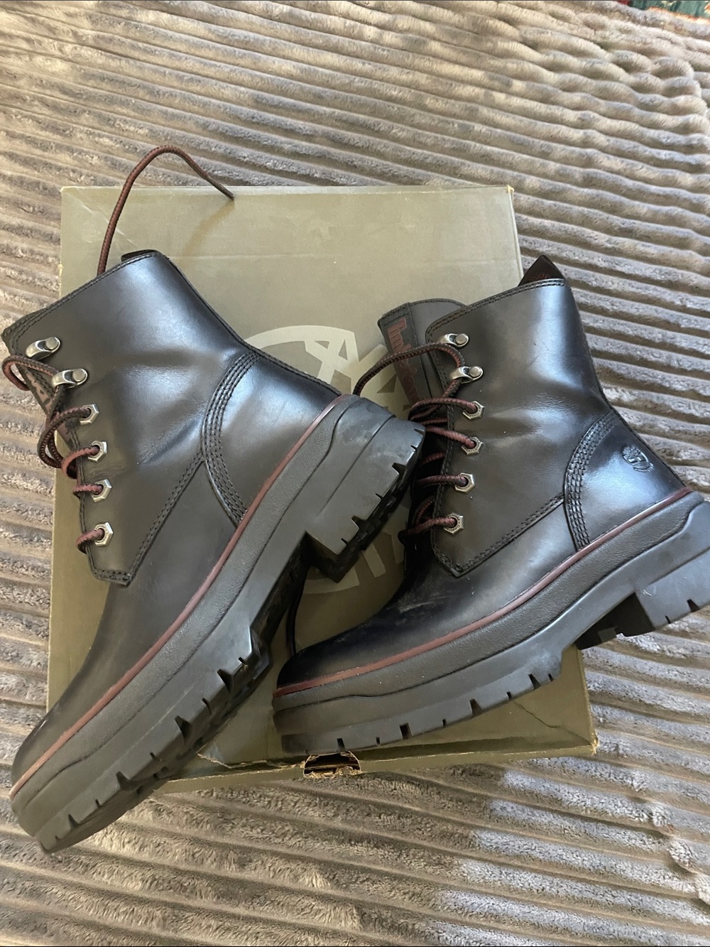 Timberland Women’s Black Leather Waterproof Lace-Up Work Boots